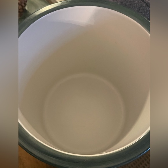 Lenox Winter Greetings cookie jar - Picture 7 of 14